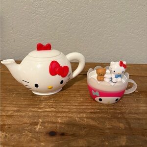 Hello Kitty My Melody Sanrio White and Red Tea Set